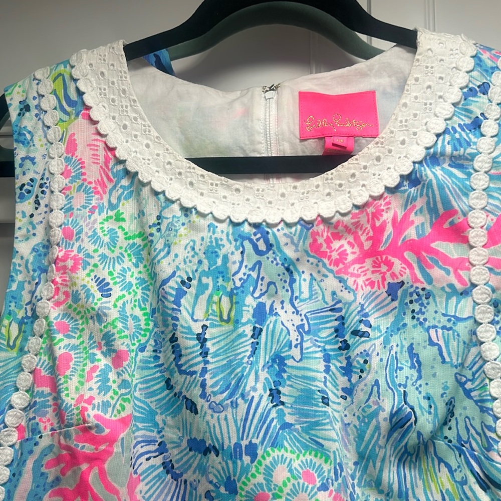 GORGEOUS Lilly Pulitzer sheath dress size 16
